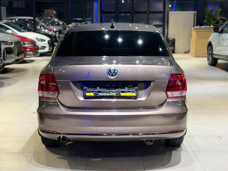 Volkswagen Polo V Рестайлинг Оренбург  - изображение 6