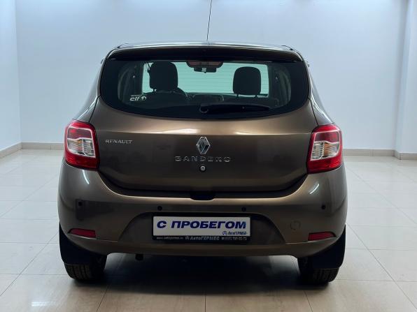 Renault Sandero II Рестайлинг с пробегом 2018 года, цена 960 000 рублей, 110042 км, хэтчбек, Автокод Объявления