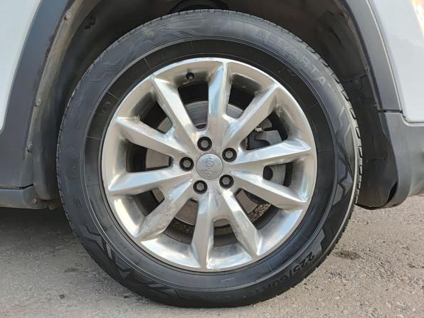 Jeep Cherokee V (KL) с пробегом 2014 года, цена 1 185 000 рублей, 215308 км, внедорожник, Автокод Объявления