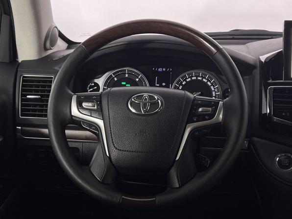 Toyota Land Cruiser 200 Series Рестайлинг 2 с пробегом 2016 года, цена 6 249 000 рублей, 141290 км, внедорожник, Автокод Объявления