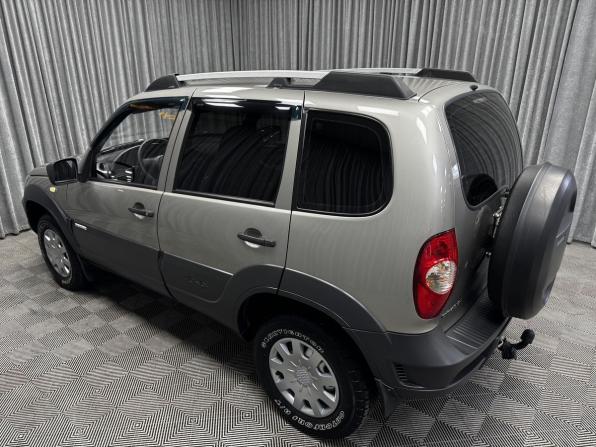 Chevrolet Niva I Рестайлинг с пробегом 2012 года, цена 550 000 рублей, 125639 км, внедорожник, Автокод Объявления