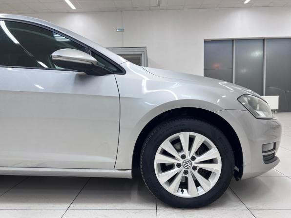 Volkswagen Golf VII с пробегом 2013 года, цена 999 000 рублей, 279035 км, хэтчбек, Автокод Объявления