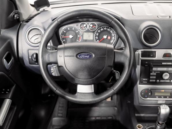 Ford Fusion I Рестайлинг с пробегом 2010 года, цена 505 000 рублей, 115783 км, хэтчбек, Автокод Объявления