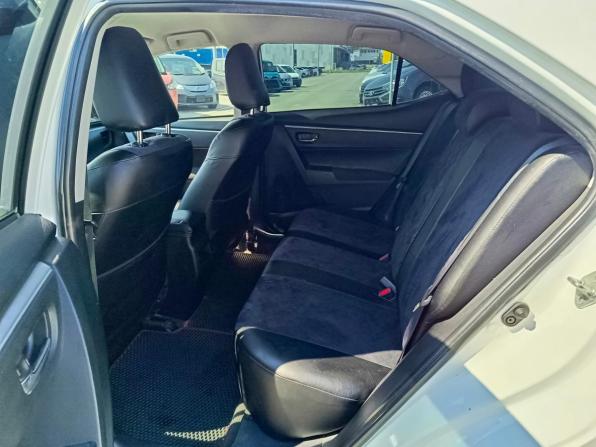Toyota Corolla XI (E160 E170 E180) с пробегом 2013 года, цена 1 050 000 рублей, 231372 км, седан, Автокод Объявления