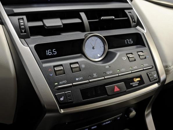 Lexus NX I Рестайлинг с пробегом 2021 года, цена 4 450 000 рублей, 29622 км, внедорожник, Автокод Объявления