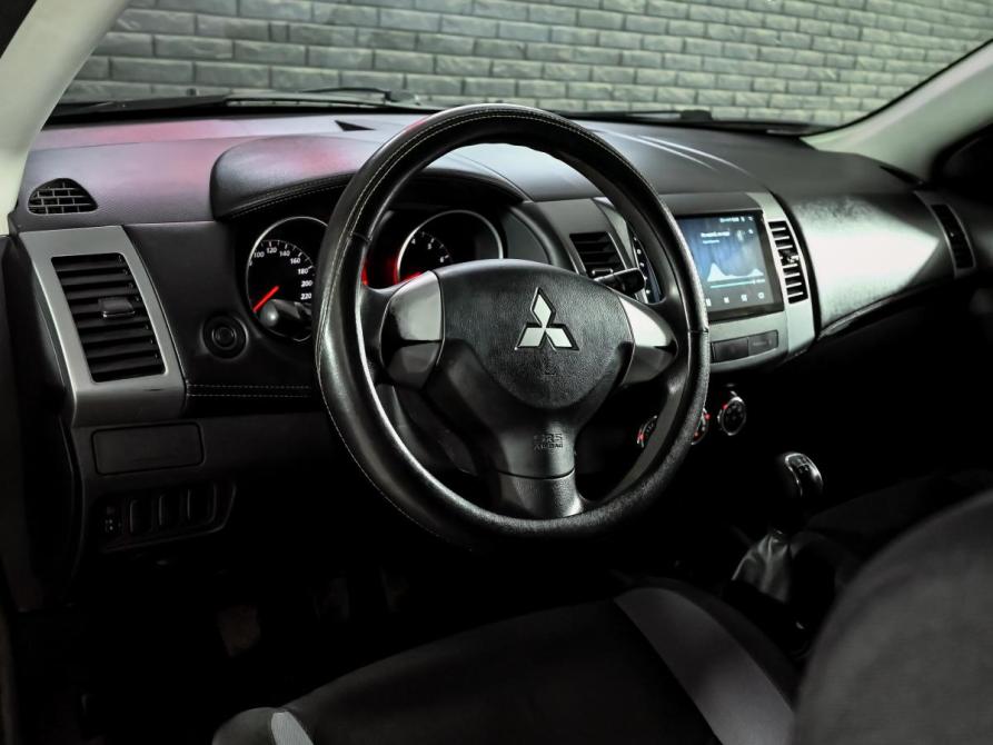 Mitsubishi Outlander II Рестайлинг Екатеринбург  - изображение 12