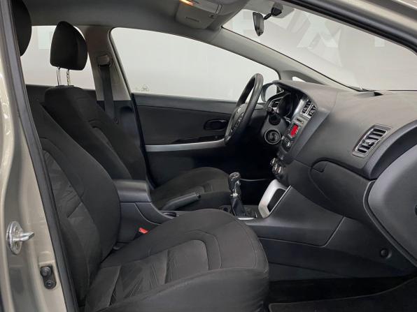 Kia Ceed II с пробегом 2013 года, цена 750 000 рублей, 194762 км, хэтчбек, Автокод Объявления
