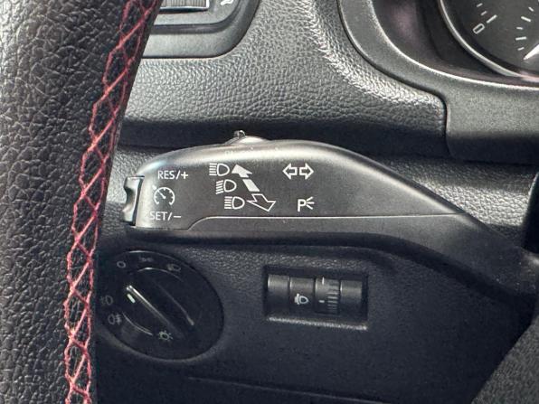 Skoda Roomster I Рестайлинг с пробегом 2011 года, цена 698 000 рублей, 239267 км, минивэн, Автокод Объявления