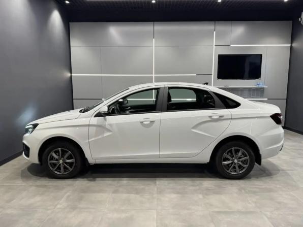 Lada (ВАЗ) Vesta I Рестайлинг (NG) с пробегом 2023 года, цена 1 404 000 рублей, 9000 км, седан, Автокод Объявления