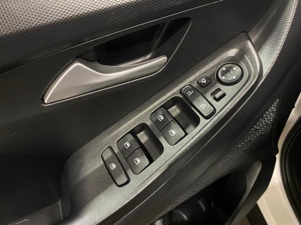 Hyundai Creta II с пробегом 2022 года, цена 2 400 000 рублей, 38003 км, внедорожник, Автокод Объявления
