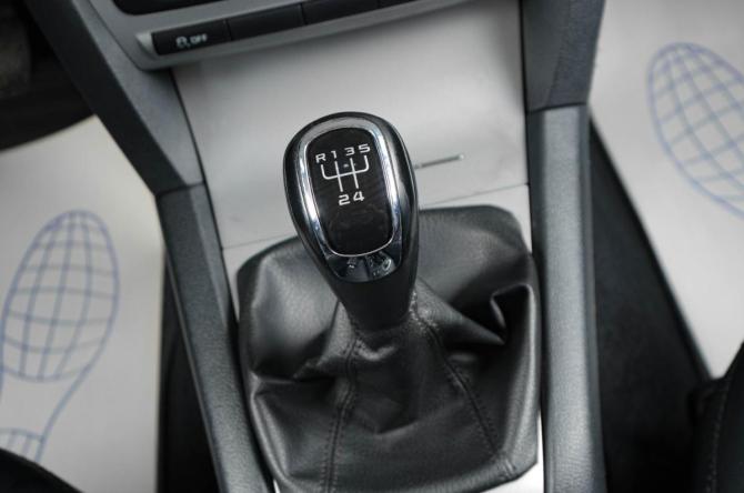 Skoda Octavia II (A5) Рестайлинг с пробегом 2012 года, цена 849 000 рублей, 288800 км, лифтбек, Автокод Объявления