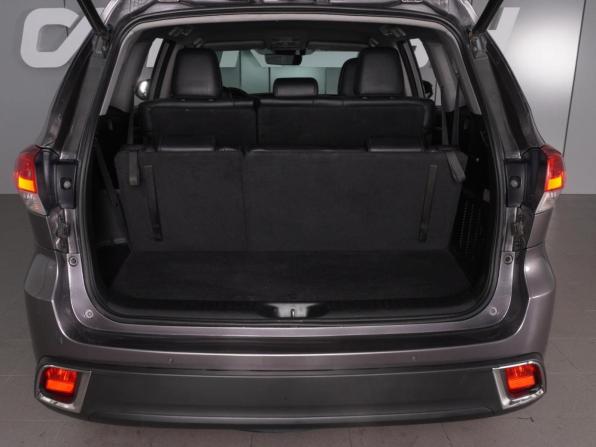 Toyota Highlander III (XU50) Рестайлинг с пробегом 2018 года, цена 3 779 000 рублей, 177517 км, внедорожник, Автокод Объявления
