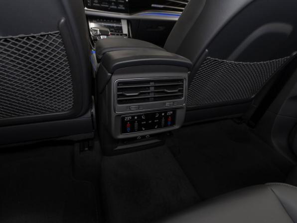 Audi Q7 II (4M) Рестайлинг 2 с пробегом 2025 года, цена 13 100 000 рублей, 11 км, внедорожник, Автокод Объявления