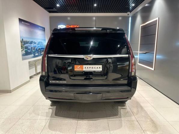 Cadillac Escalade IV с пробегом 2015 года, цена 3 390 000 рублей, 298000 км, внедорожник, Автокод Объявления
