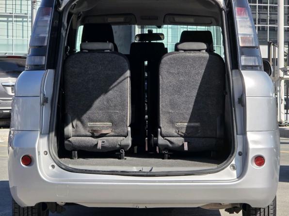 Toyota Sienta I Рестайлинг 2 с пробегом 2013 года, цена 864 000 рублей, 149274 км, компактвэн, Автокод Объявления
