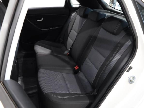 Hyundai i30 II с пробегом 2013 года, цена 1 029 000 рублей, 136326 км, хэтчбек, Автокод Объявления