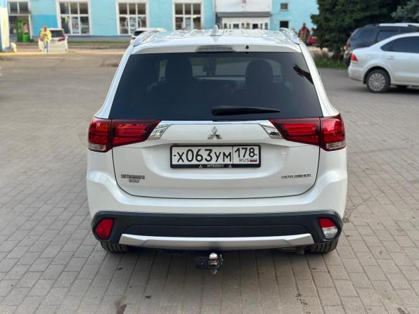 Mitsubishi Outlander III Рестайлинг 2 с пробегом 2017 года, цена 1 890 000 рублей, 165700 км, внедорожник, Автокод Объявления