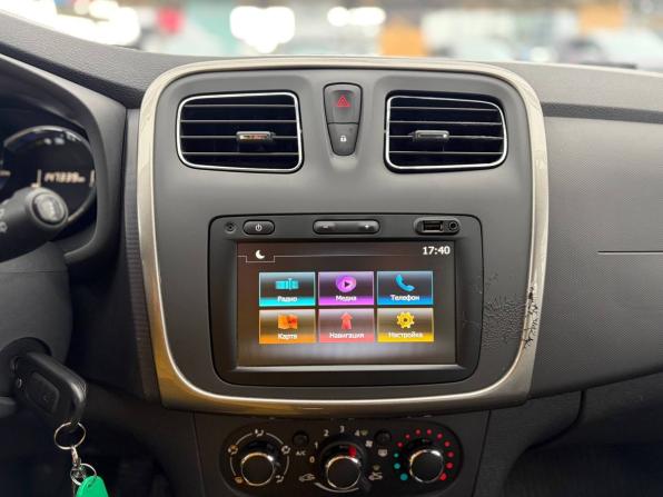 Renault Sandero II Рестайлинг с пробегом 2022 года, цена 1 095 000 рублей, 145000 км, хэтчбек, Автокод Объявления