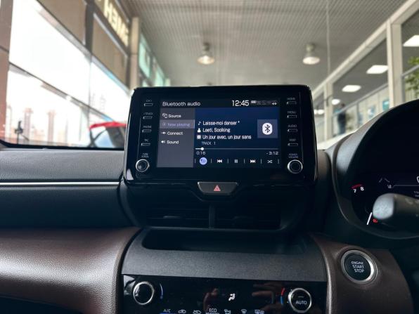 Toyota Yaris Cross с пробегом 2020 года, цена 2 090 000 рублей, 25043 км, внедорожник, Автокод Объявления