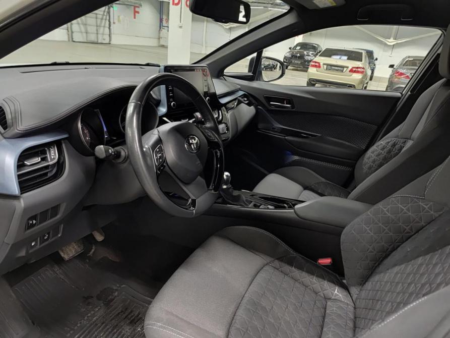 Toyota C-HR I Рестайлинг Казань  - изображение 20