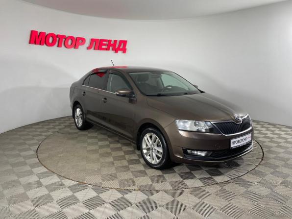 Skoda Rapid I Рестайлинг с пробегом 2017 года, цена 949 000 рублей, 204405 км, лифтбек, Автокод Объявления