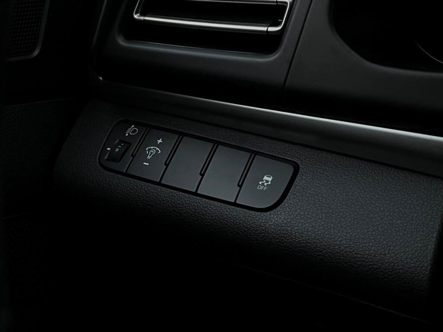 Hyundai Elantra VI (AD) Рестайлинг Санкт-Петербург  - изображение 20