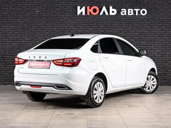Lada (ВАЗ) Vesta I Рестайлинг (NG) с пробегом 2024 года, цена 1 400 000 рублей, 19256 км, седан, Автокод Объявления