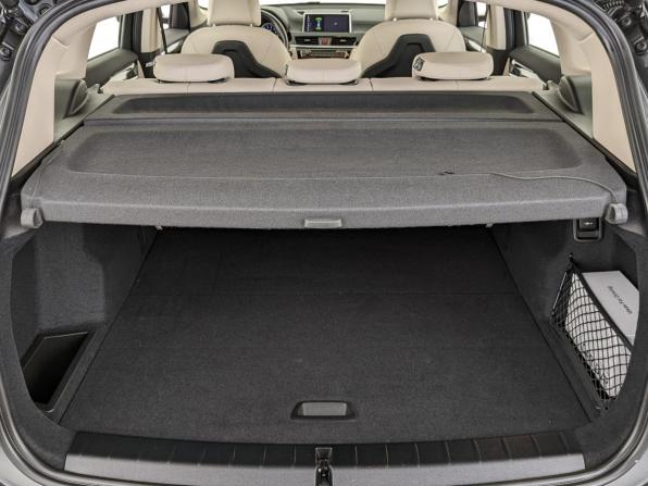 BMW X1 II (F48) Рестайлинг с пробегом 2021 года, цена 3 040 000 рублей, 46731 км, внедорожник, Автокод Объявления