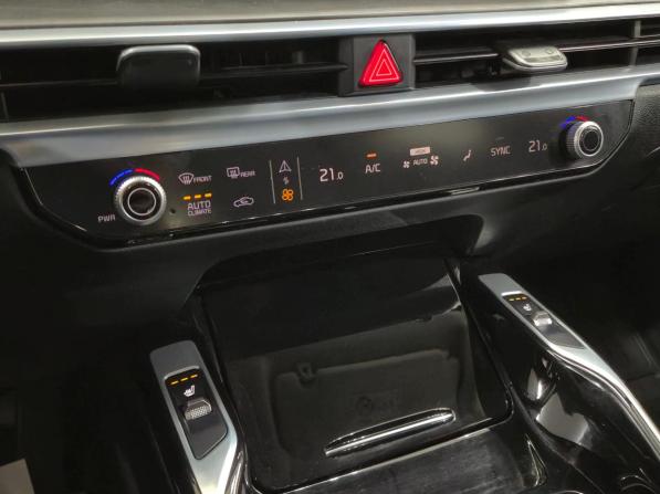 Kia Sorento IV Рестайлинг с пробегом 2024 года, цена 5 590 000 рублей, 37364 км, внедорожник, Автокод Объявления