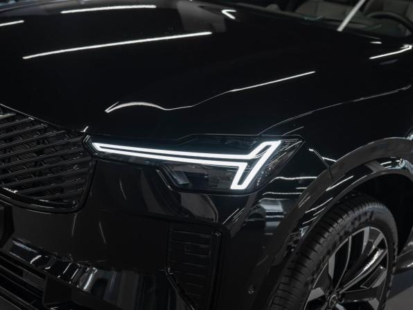 Volvo XC90 II Рестайлинг 2 с пробегом 2025 года, цена 9 700 000 рублей, 15 км, внедорожник, Автокод Объявления