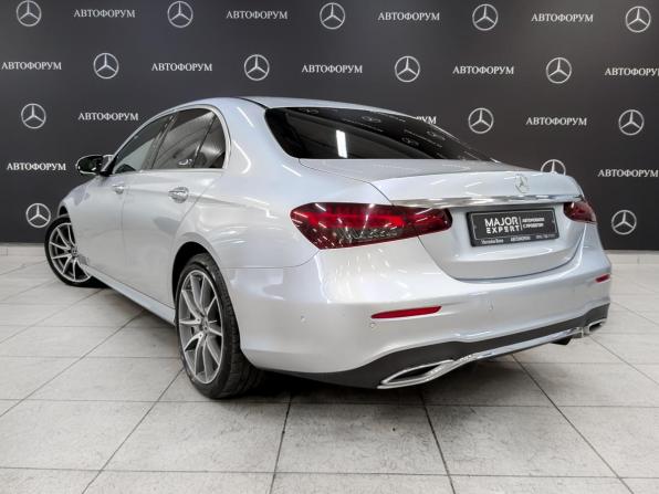 Mercedes-Benz E-Класс V (W213 S213 C238) Рестайлинг с пробегом 2022 года, цена 5 345 000 рублей, 63283 км, седан, Автокод Объявления
