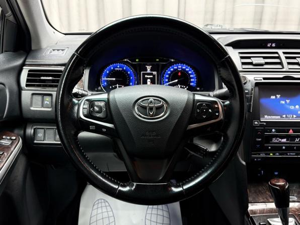 Toyota Camry VII (XV50) Рестайлинг с пробегом 2015 года, цена 2 329 000 рублей, 111559 км, седан, Автокод Объявления