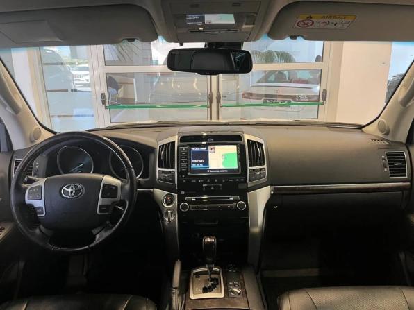 Toyota Land Cruiser 200 Series Рестайлинг 1 с пробегом 2014 года, цена 3 350 000 рублей, 286000 км, внедорожник, Автокод Объявления