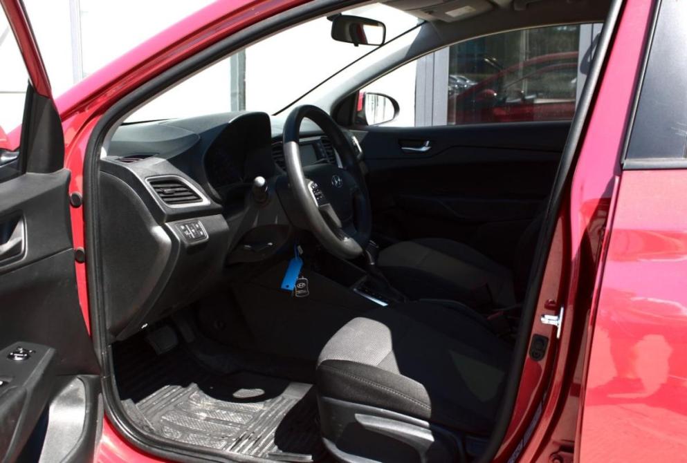 Hyundai Solaris I Рестайлинг Саратов  - изображение 13