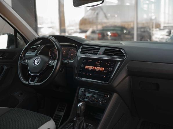 Volkswagen Tiguan II с пробегом 2019 года, цена 2 400 000 рублей, 161636 км, внедорожник, Автокод Объявления