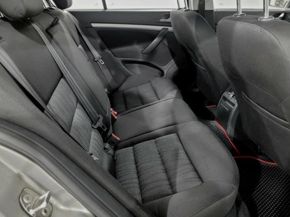 Skoda Octavia II (A5) Рестайлинг с пробегом 2012 года, цена 730 000 рублей, 271012 км, лифтбек, Автокод Объявления