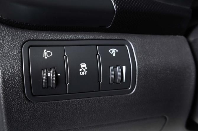 Hyundai Solaris I с пробегом 2012 года, цена 849 000 рублей, 230152 км, хэтчбек, Автокод Объявления