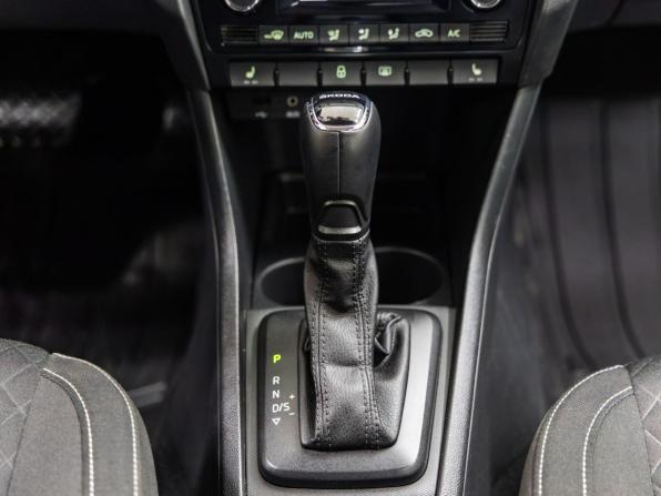 Skoda Rapid I с пробегом 2016 года, цена 1 198 000 рублей, 97072 км, лифтбек, Автокод Объявления