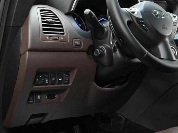 Infiniti QX70 с пробегом 2016 года, цена 1 849 000 рублей, 192000 км, внедорожник, Автокод Объявления