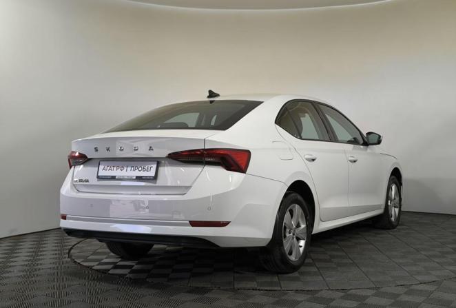 Skoda Octavia IV (A8) с пробегом 2020 года, цена 2 450 000 рублей, 73100 км, лифтбек, Автокод Объявления