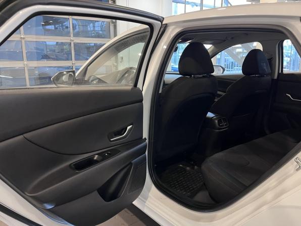 Hyundai Elantra VII (CN7) с пробегом 2022 года, цена 2 020 000 рублей, 107355 км, седан, Автокод Объявления