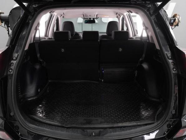 Toyota RAV4 IV (XA40) Рестайлинг с пробегом 2017 года, цена 1 799 000 рублей, 240910 км, внедорожник, Автокод Объявления