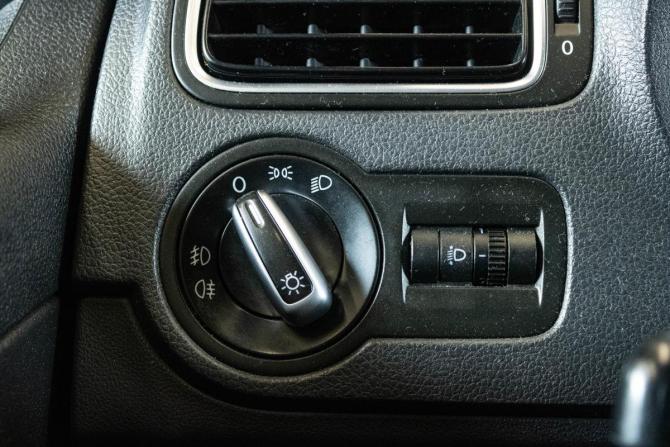 Volkswagen Polo V с пробегом 2013 года, цена 700 000 рублей, 185628 км, седан, Автокод Объявления