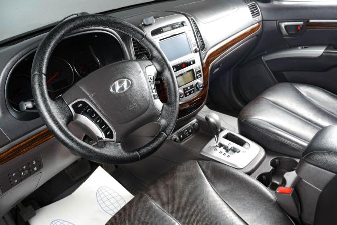 Hyundai Santa Fe II Рестайлинг с пробегом 2011 года, цена 1 549 000 рублей, 315000 км, внедорожник, Автокод Объявления