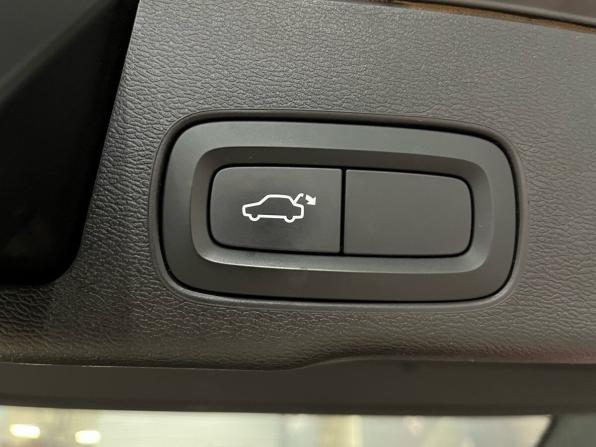 Volvo XC60 II с пробегом 2020 года, цена 3 790 000 рублей, 61632 км, внедорожник, Автокод Объявления