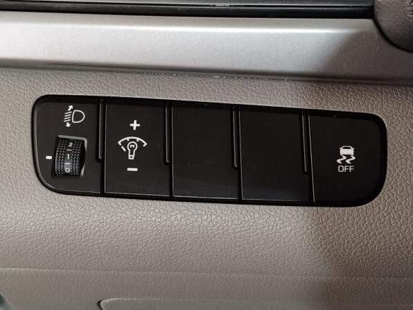 Hyundai Elantra VI (AD) с пробегом 2018 года, цена 1 312 000 рублей, 142424 км, седан, Автокод Объявления