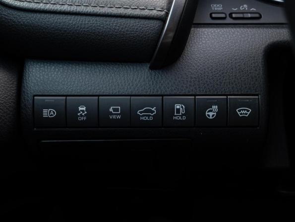 Toyota Camry VIII (XV70) Рестайлинг с пробегом 2022 года, цена 3 050 000 рублей, 158252 км, седан, Автокод Объявления