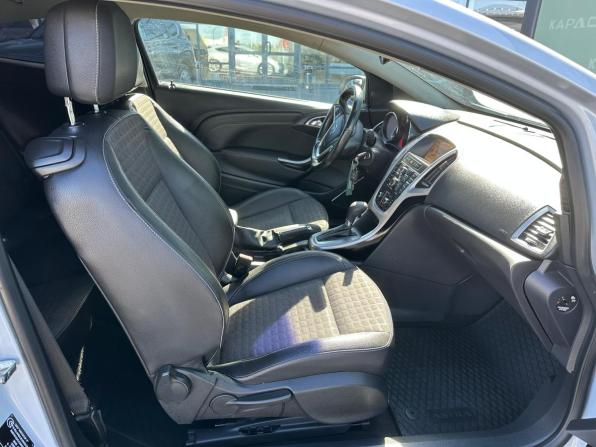 Opel Astra J Рестайлинг с пробегом 2012 года, цена 690 000 рублей, 190305 км, хэтчбек, Автокод Объявления