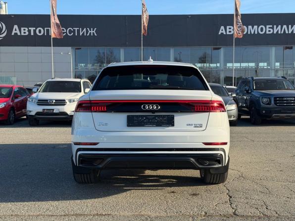 Audi Q8 I (4M) с пробегом 2018 года, цена 5 950 000 рублей, 44777 км, внедорожник, Автокод Объявления