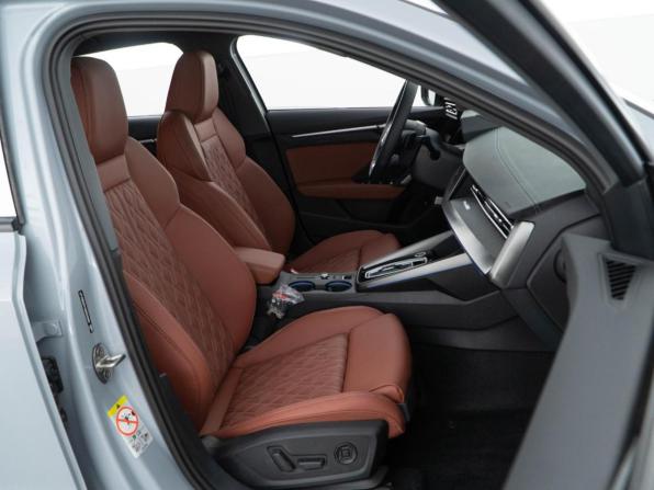Audi A3 IV (8Y) Рестайлинг с пробегом 2025 года, цена 4 095 055 рублей, 24 км, хэтчбек, Автокод Объявления